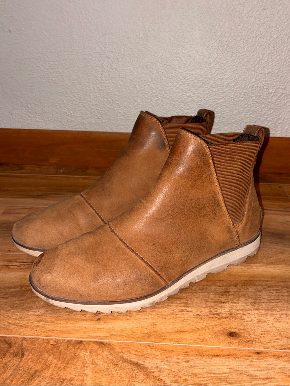 Sorel Women's Harlow Chelsea Ankle, tan/brown - size 8.5